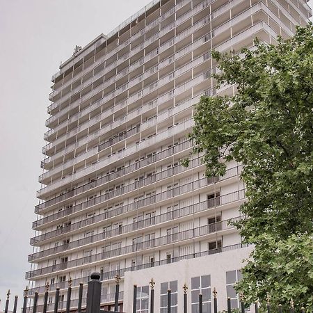 Гранд Отель Россия Gudauta Exterior foto